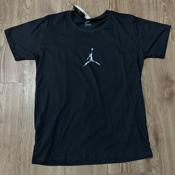 camisa jordan preta foto 1